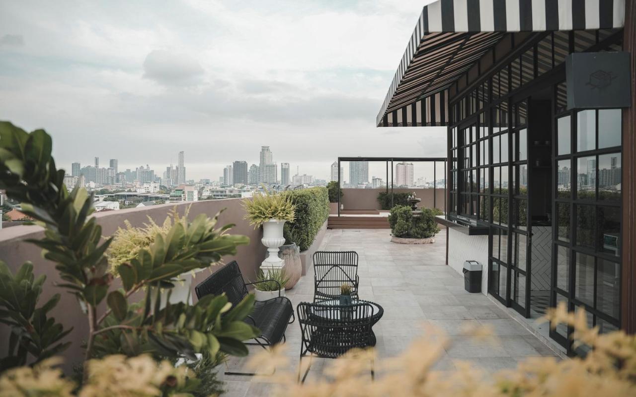 Thea Private Suites By Th District Bangkok Exteriör bild