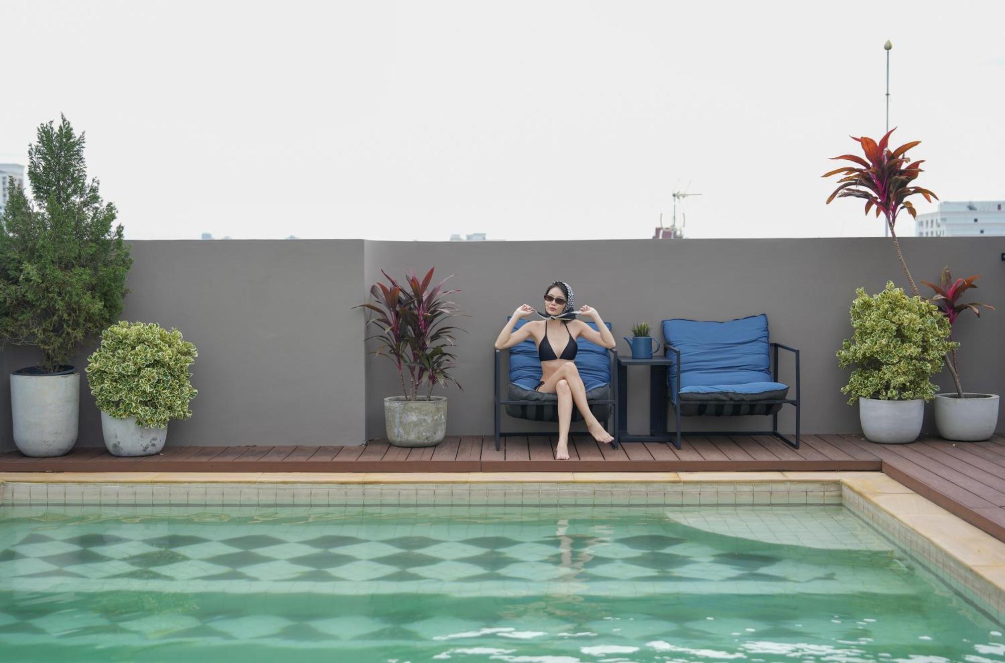 Thea Private Suites By Th District Bangkok Exteriör bild